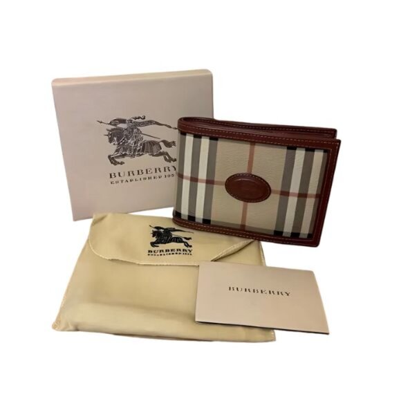 Burberry Classic Novacheck Bifold Wallet - Picture 1 of 14
